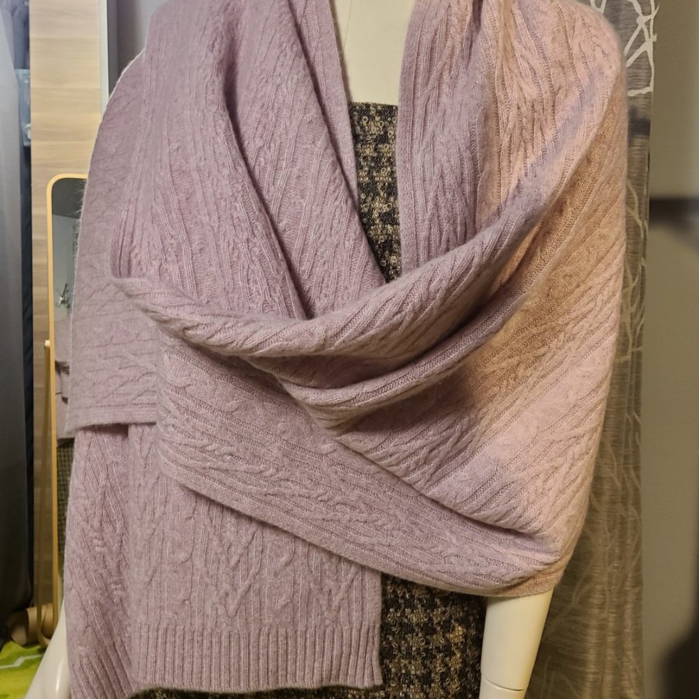NWT MARTHA STEWART 100% 2PLY CASHMERE 84x25" Luxury Scarf mauve pink NEW - Picture 2 of 7